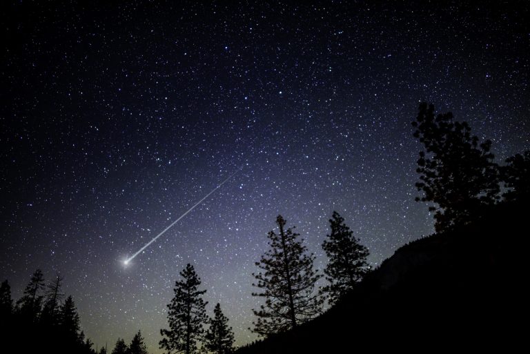 Сегодня ночью в России можно наблюдать невероятный звездопад
