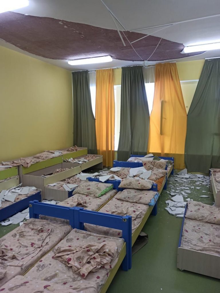 Штукатурка упала на троих детей в детском саду в Подмосковье